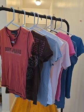 8 Short Sleeve Tees